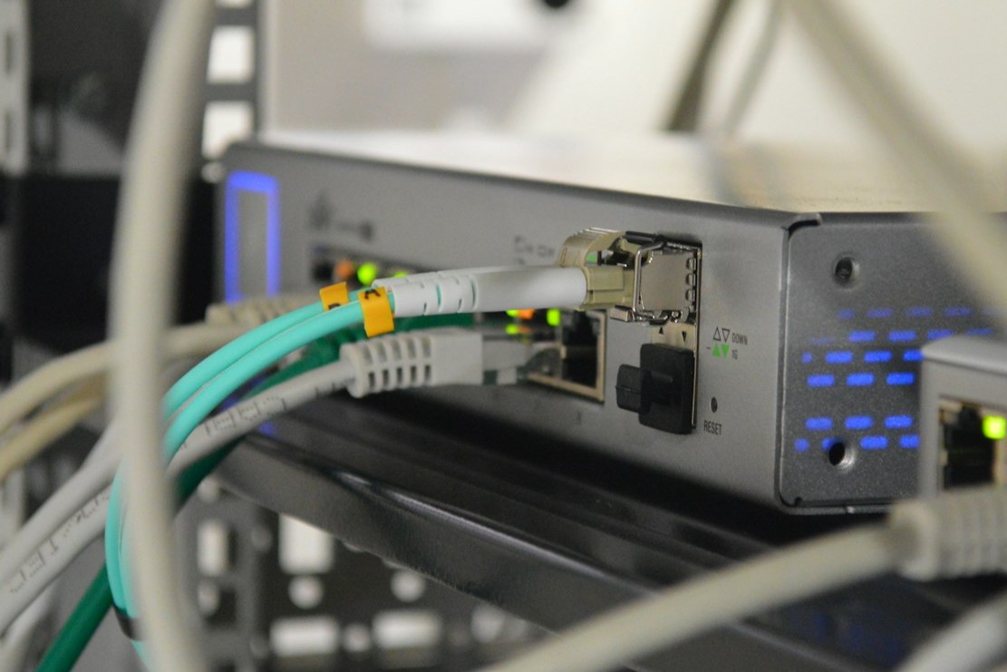 Router Podłączone przewodami urządzenia telekomunikacyjne